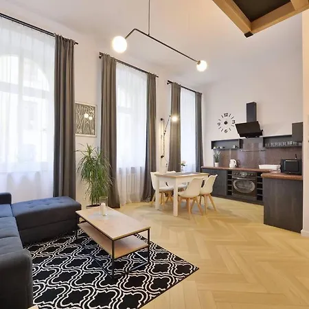 Argentis Kielbasnicza Black&white * ヴロツワフ